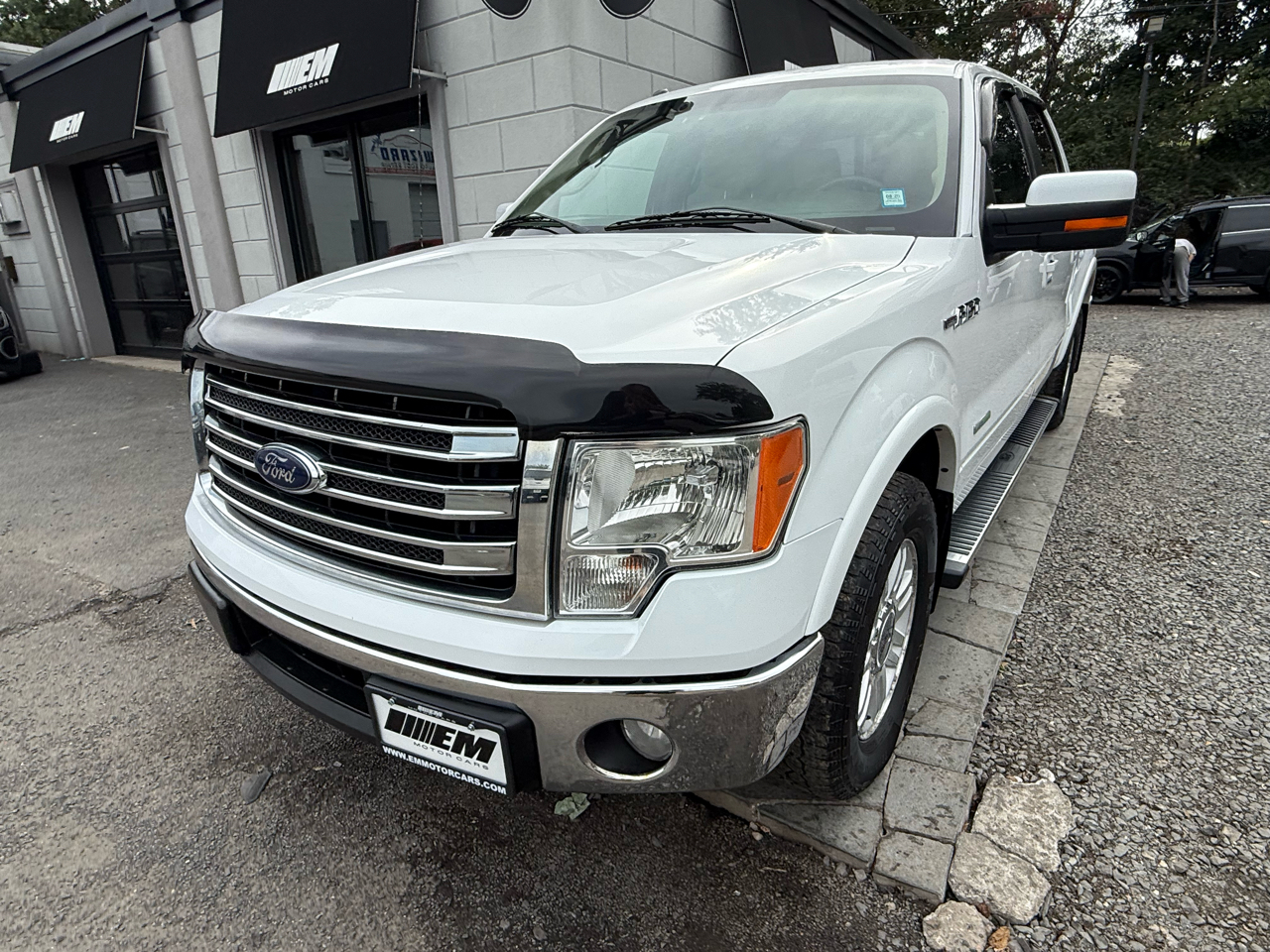 2014 Ford F-150 Lariat photo 28