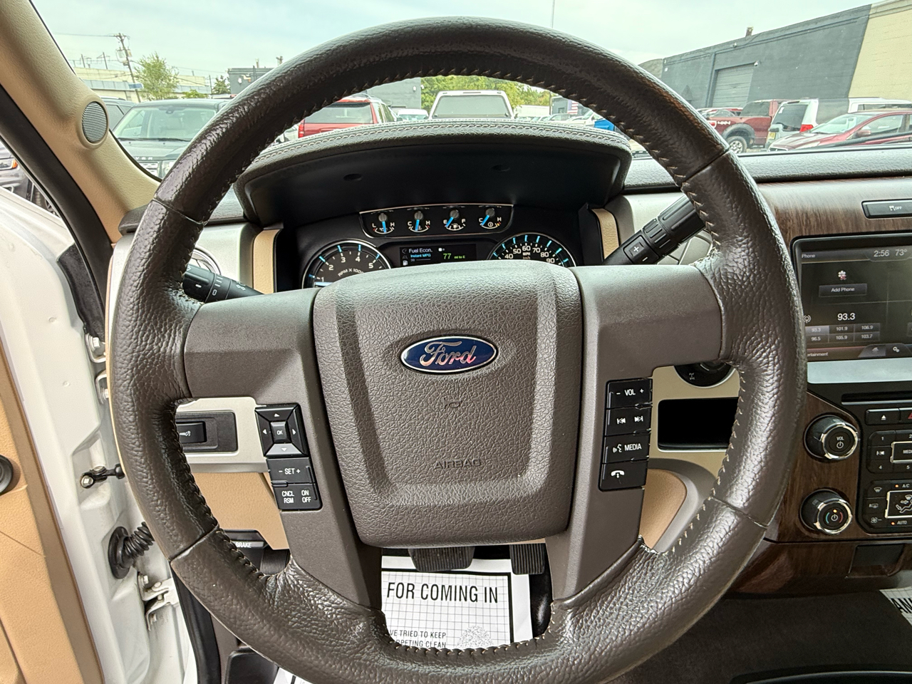 2014 Ford F-150 Lariat photo 38