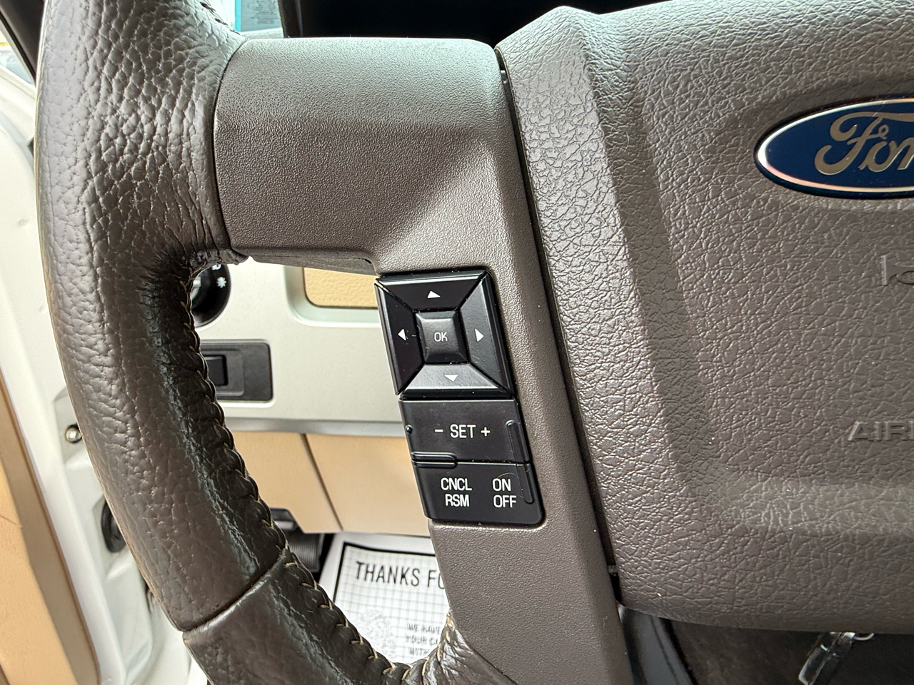 2014 Ford F-150 Lariat photo 39