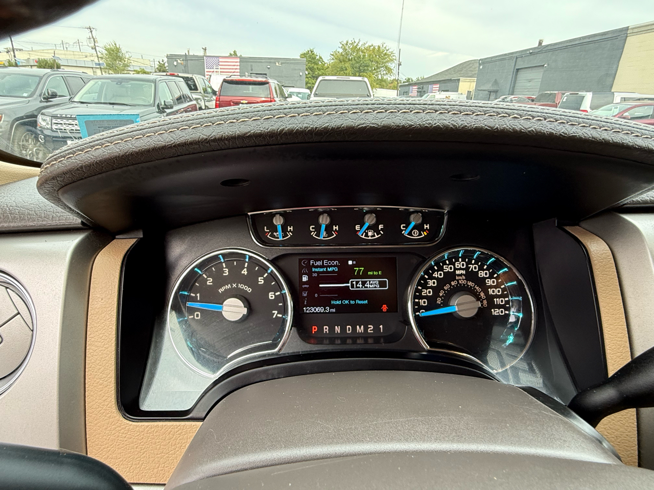 2014 Ford F-150 Lariat photo 41