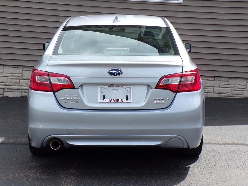 Subaru Legacy 2.5i Premium 2017