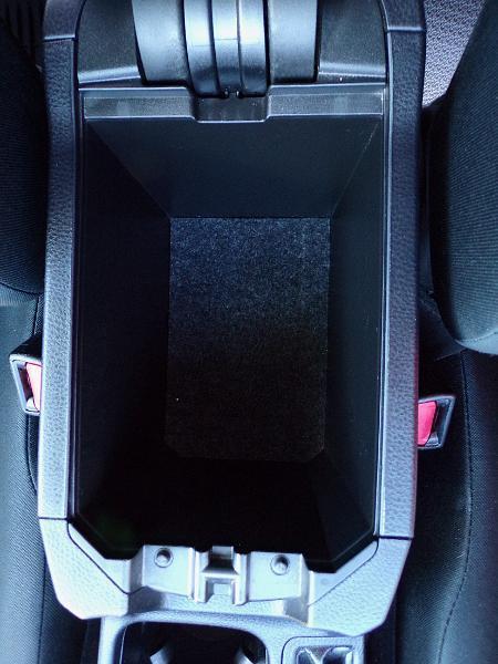 Toyota RAV4 LE AWD 2018