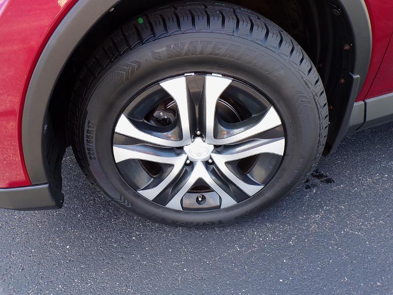 Toyota RAV4 LE AWD 2018
