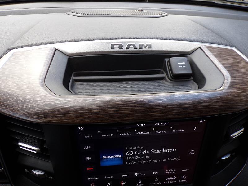 RAM 1500 Laramie Quad Cab 4WD 2019