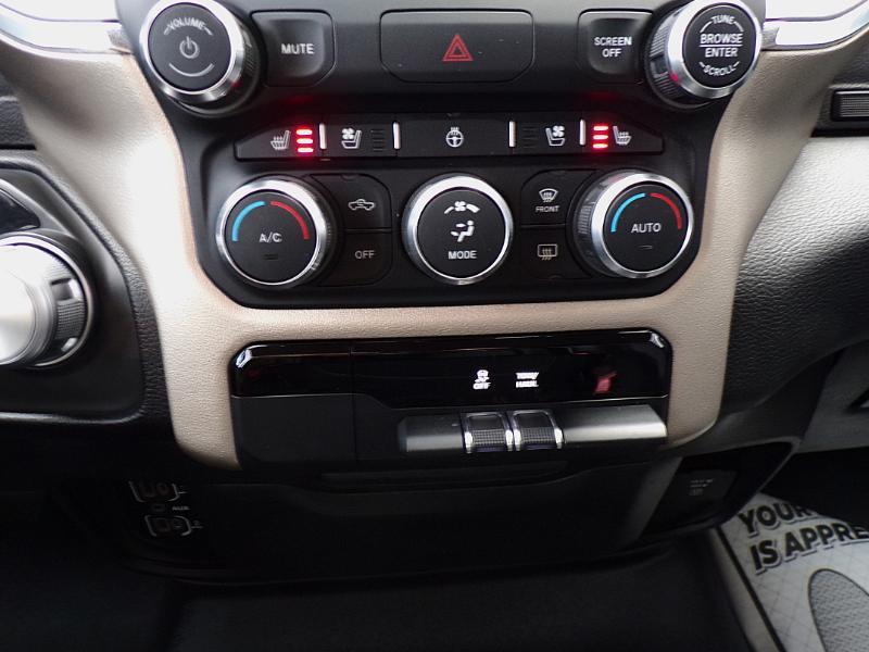 RAM 1500 Laramie Quad Cab 4WD 2019
