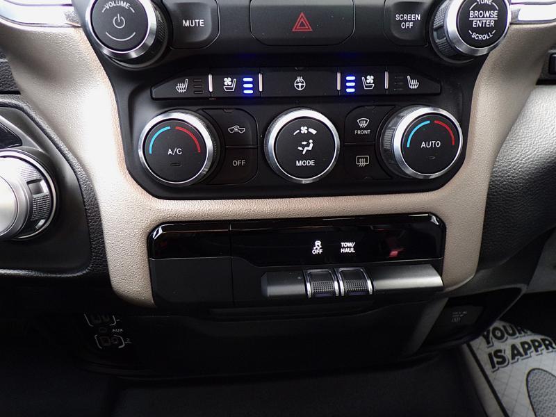 RAM 1500 Laramie Quad Cab 4WD 2019