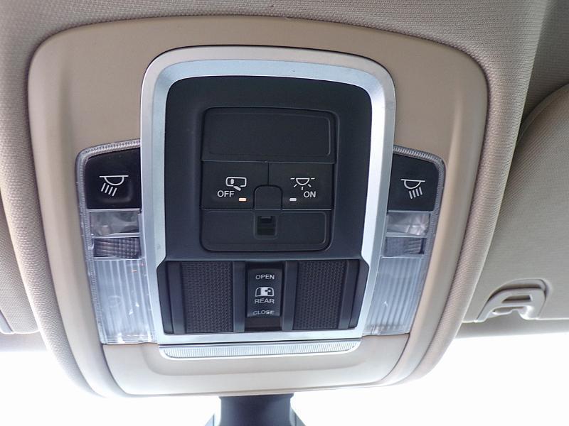 RAM 1500 Laramie Quad Cab 4WD 2019