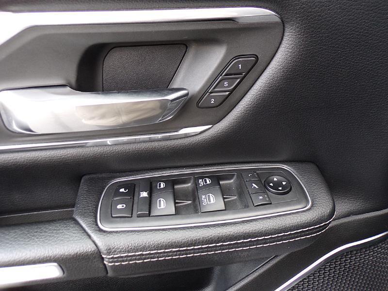 RAM 1500 Laramie Quad Cab 4WD 2019