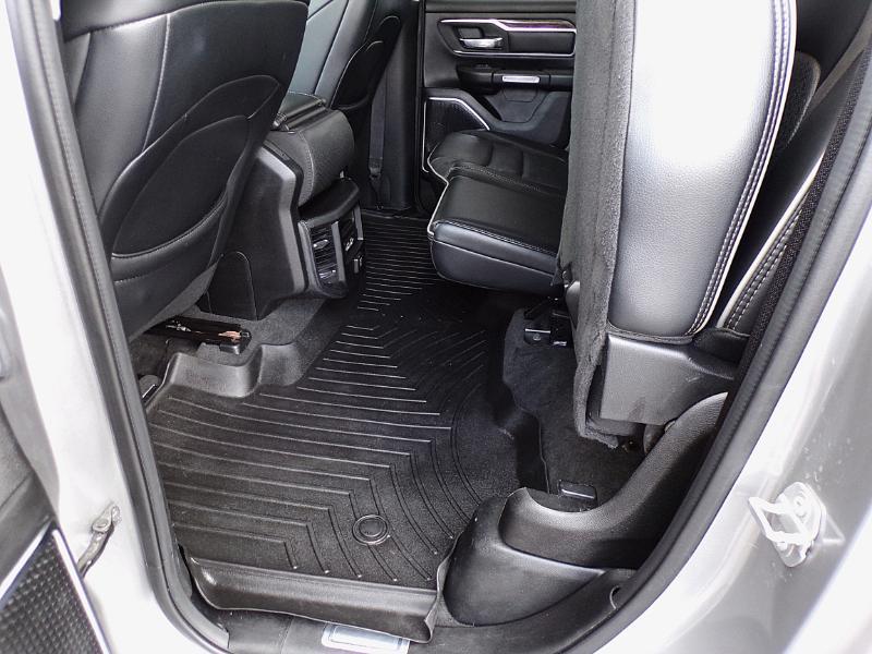 RAM 1500 Laramie Quad Cab 4WD 2019