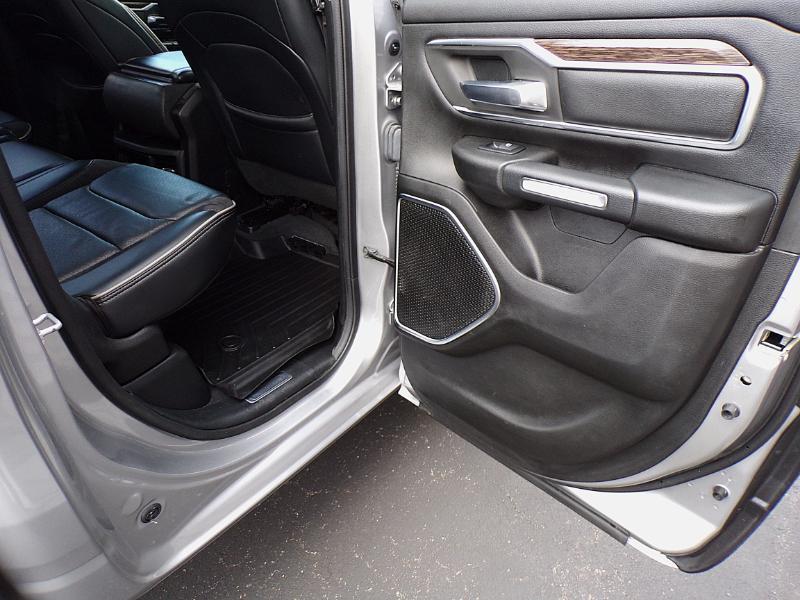 RAM 1500 Laramie Quad Cab 4WD 2019
