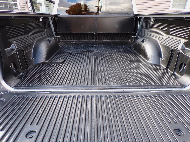RAM 1500 Laramie Quad Cab 4WD 2019