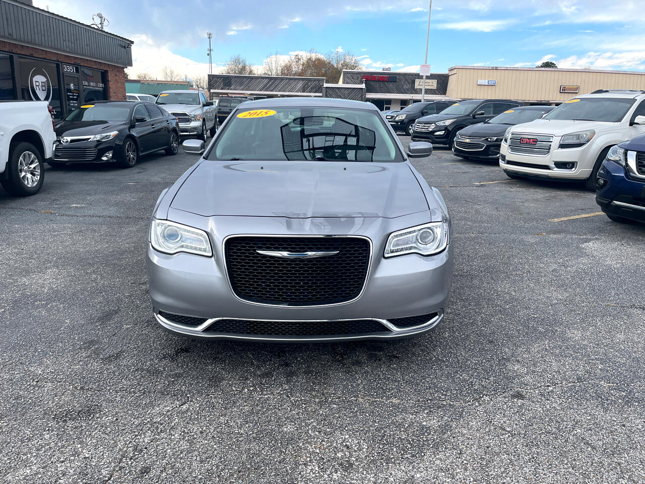 Chrysler 300 4dr Sdn Limited RWD 2015
