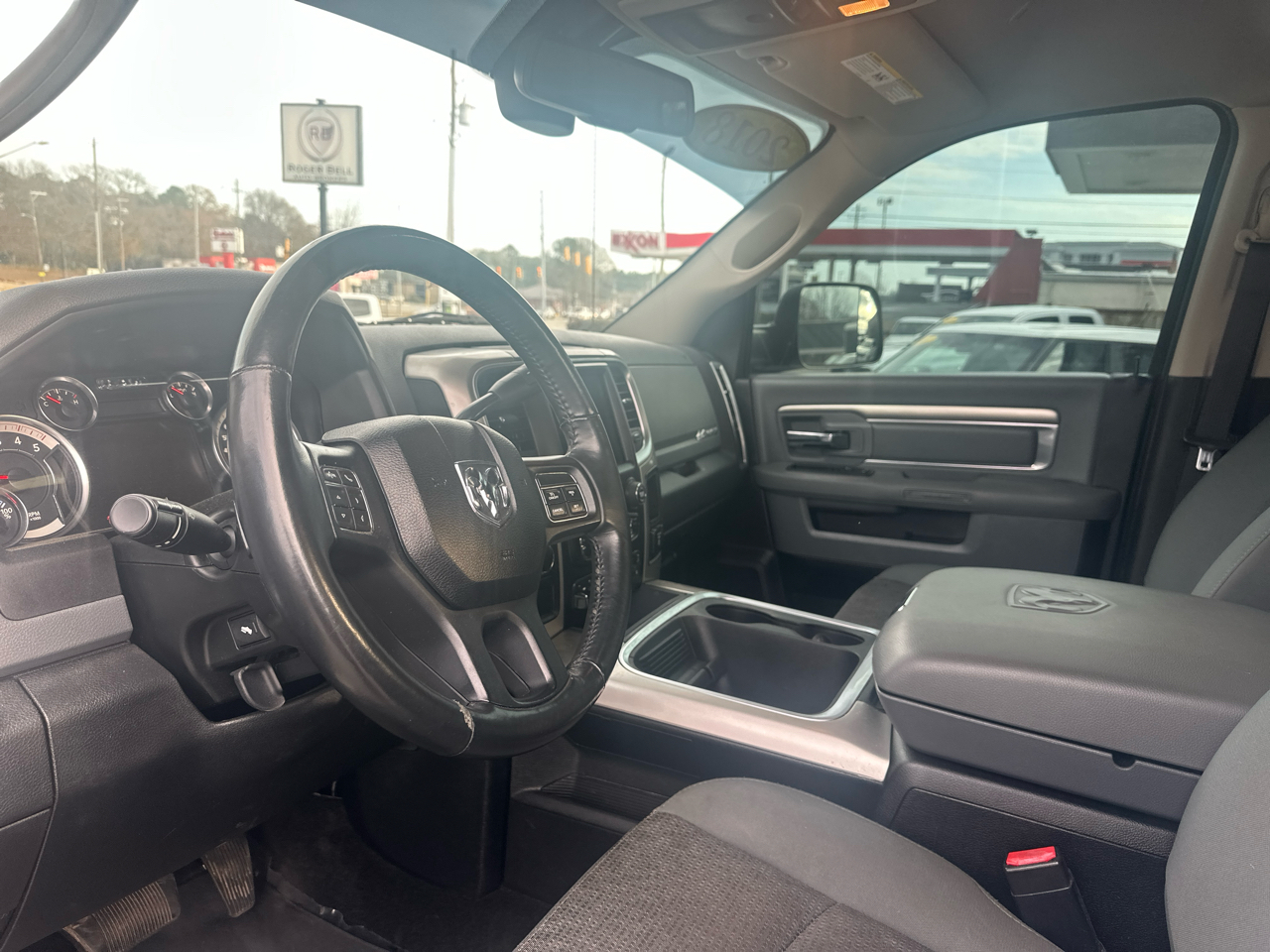 RAM 2500 Big Horn 4x4 Crew Cab 6'4" Box 2018