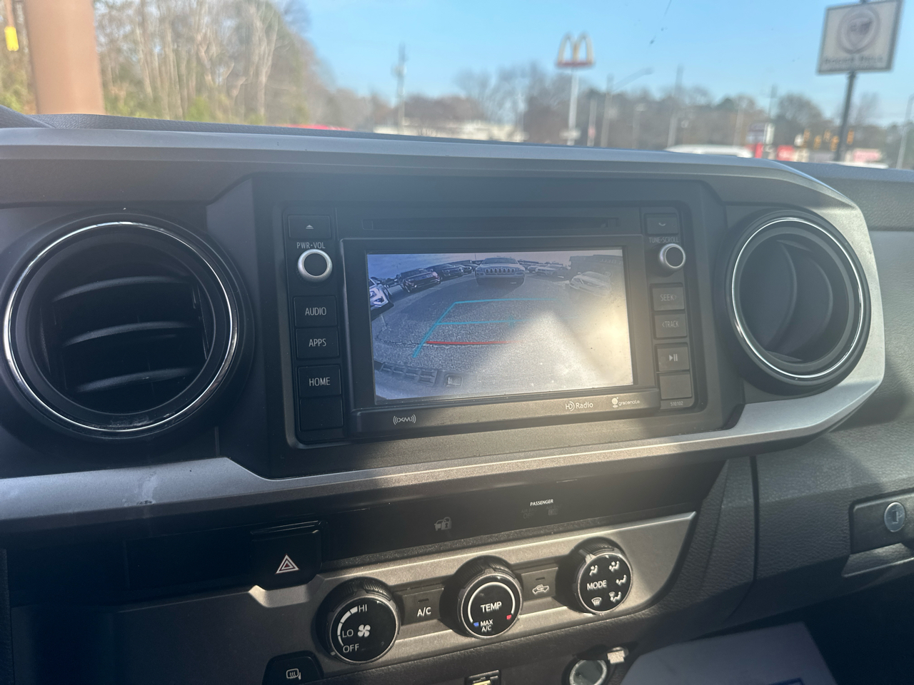 Toyota Tacoma SR5 Double Cab 5' Bed V6 4x2 AT (Natl) 2017