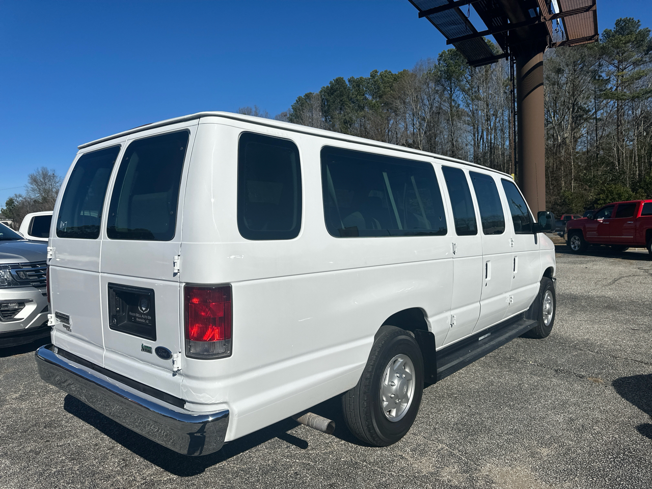 Ford Econoline Wagon E-350 Super Duty Ext XLT 2014