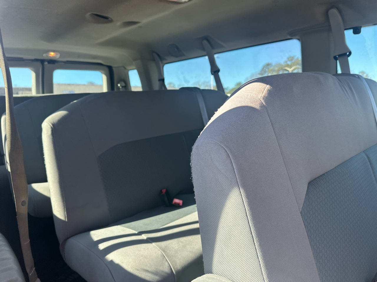 Ford Econoline Wagon E-350 Super Duty Ext XLT 2014