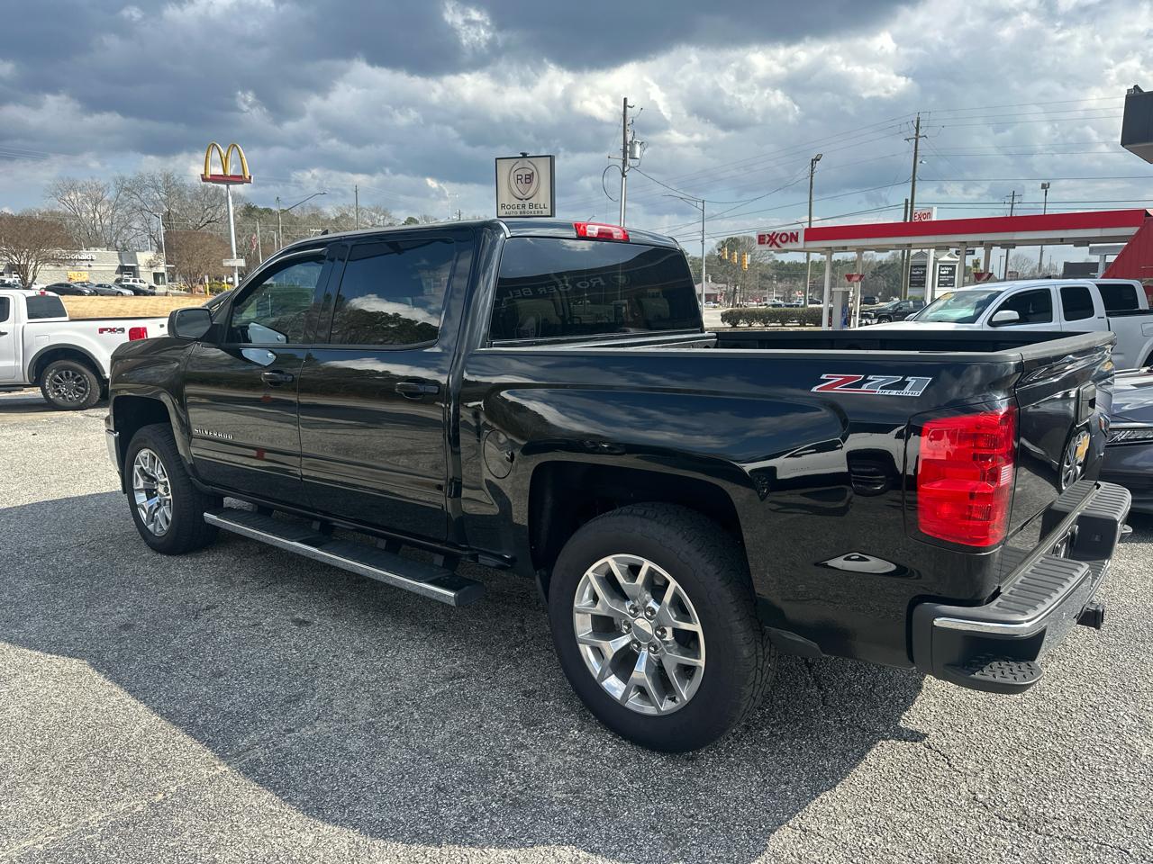 Chevrolet Silverado 1500 4WD Crew Cab 143.5" LT w/2LT 2015