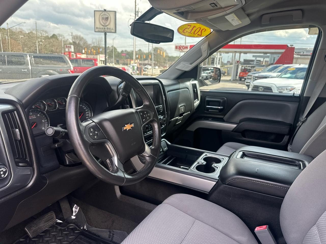 Chevrolet Silverado 1500 4WD Crew Cab 143.5" LT w/2LT 2015