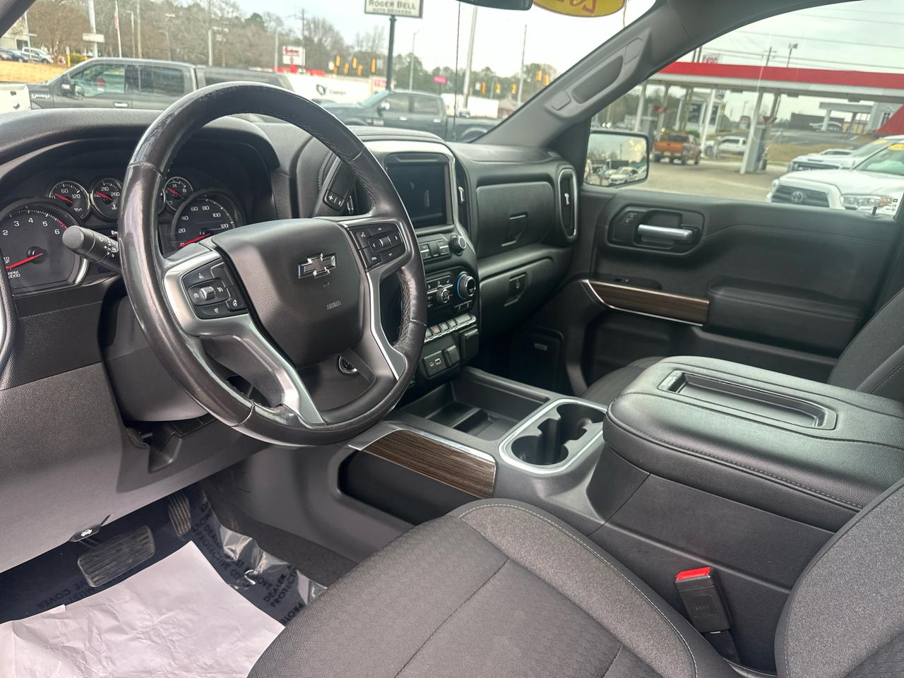 Chevrolet Silverado 1500 4WD Crew Cab 147" RST 2020