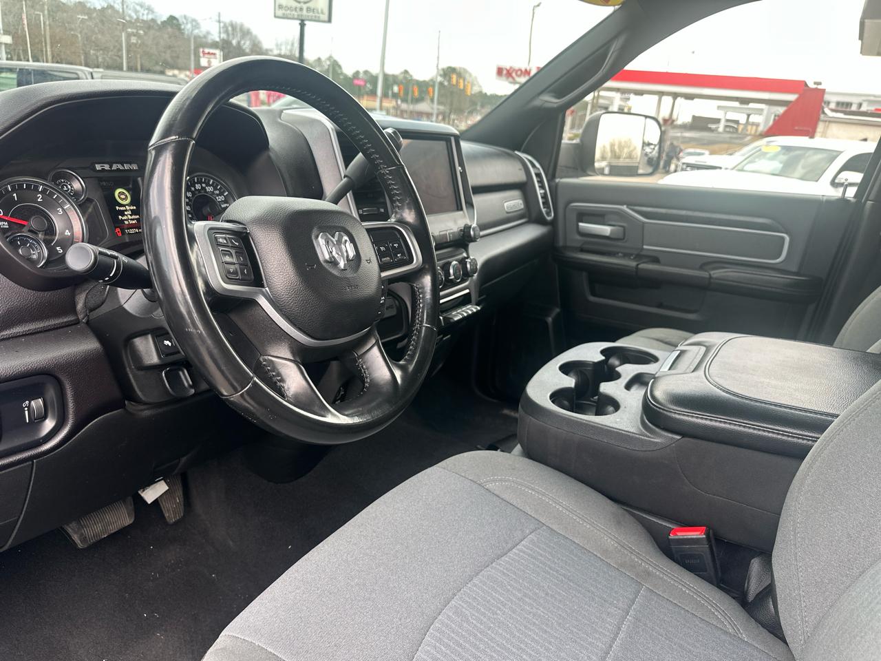 RAM 2500 Big Horn 4x4 Crew Cab 6'4" Box 2022