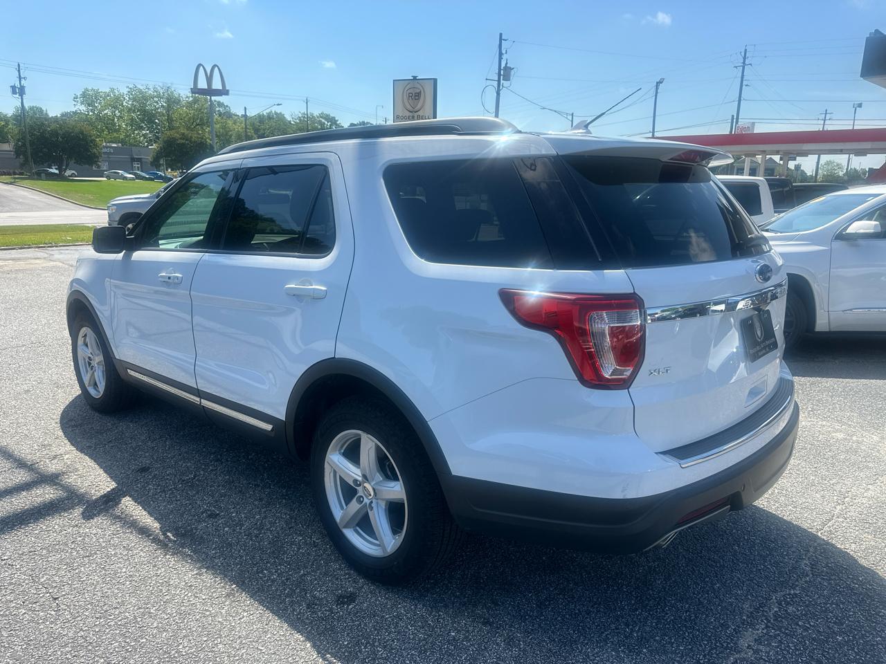 Ford Explorer XLT FWD 2018