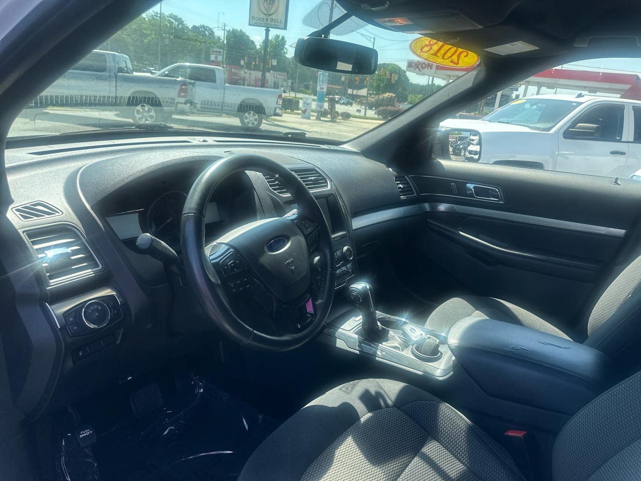 Ford Explorer XLT FWD 2018