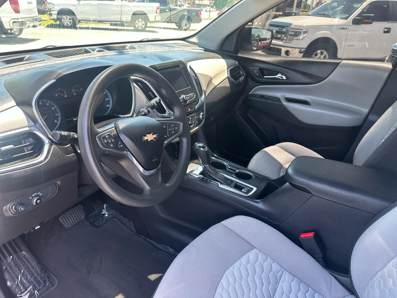 Chevrolet Equinox FWD 4dr LS w/1LS 2021