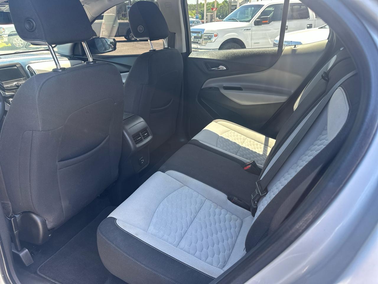 Chevrolet Equinox FWD 4dr LS w/1LS 2021