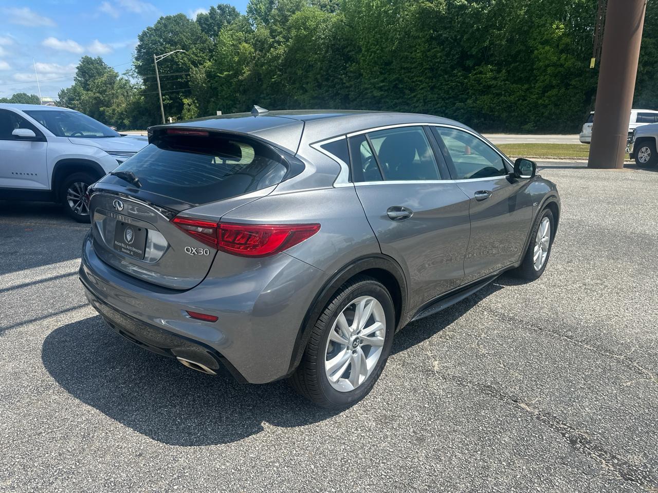 Infiniti QX30 FWD *Ltd Avail* 2017