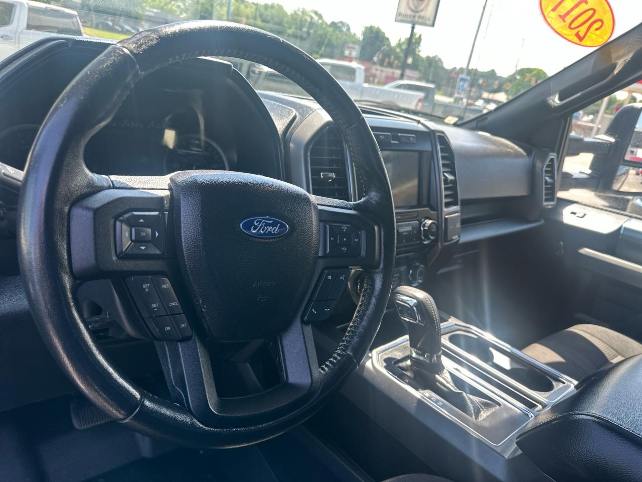 Ford F-150 XLT 4WD SuperCrew 5.5' Box 2017