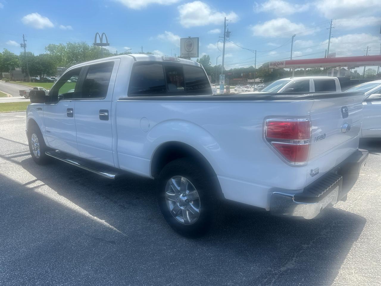 Ford F-150 2WD SuperCrew 145" XLT 2014