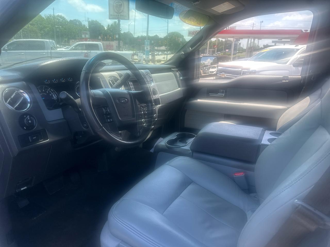 Ford F-150 2WD SuperCrew 145" XLT 2014