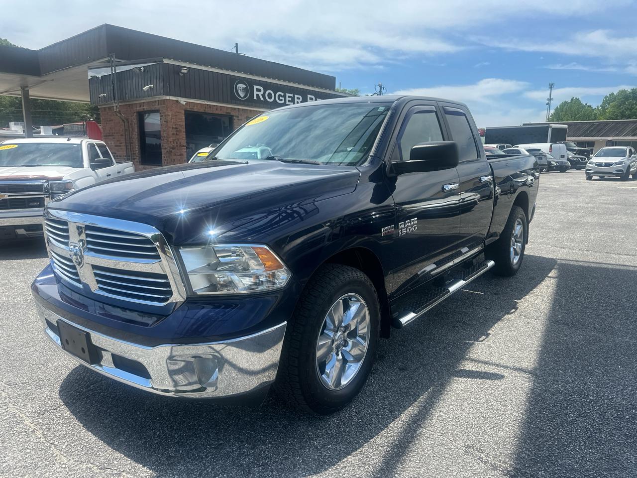 RAM 1500 4WD Quad Cab 140.5" Big Horn 2016