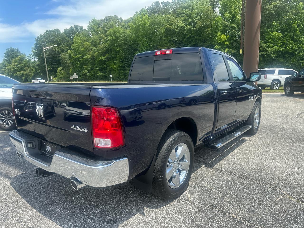 RAM 1500 4WD Quad Cab 140.5" Big Horn 2016