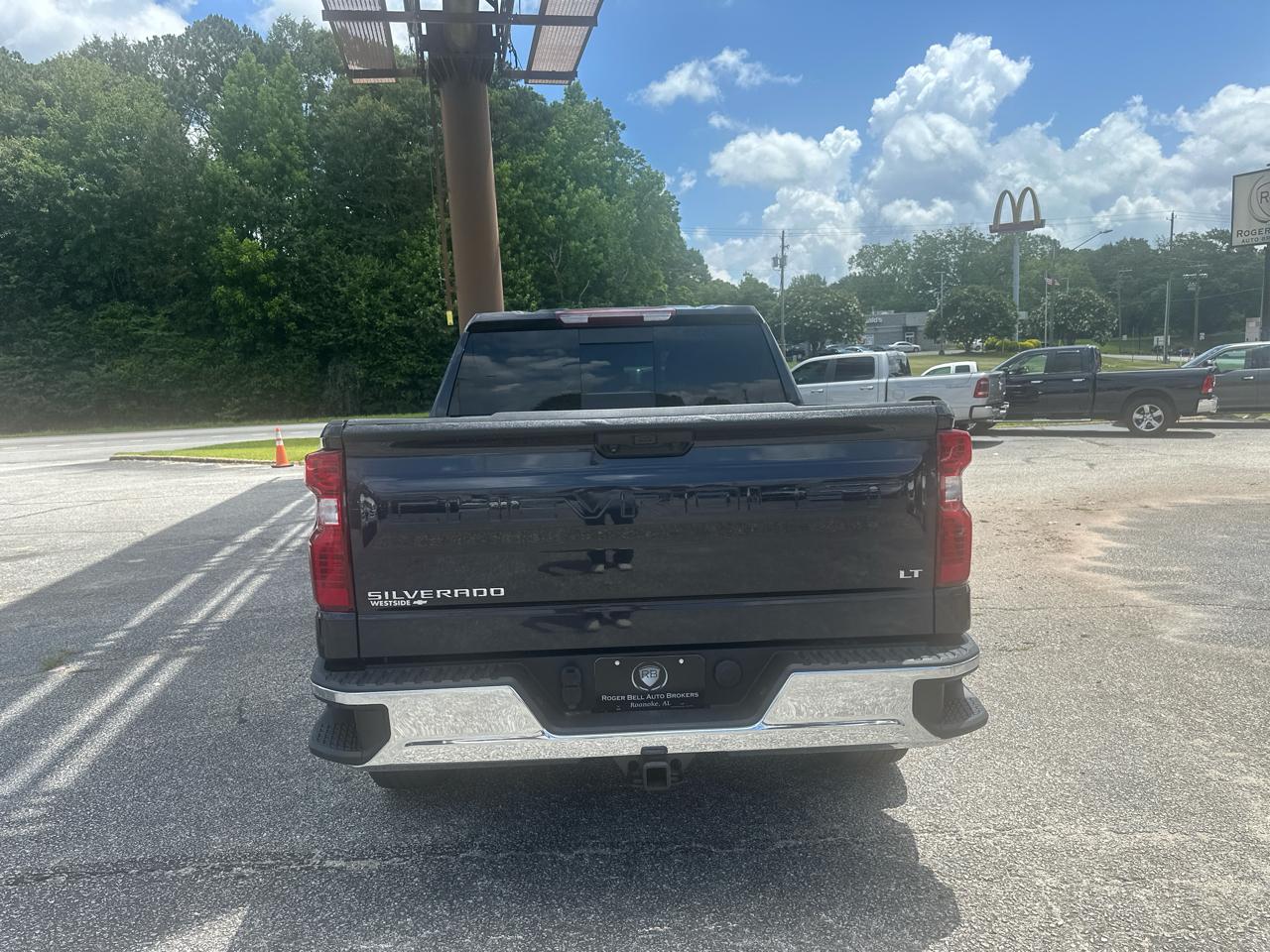 Chevrolet Silverado 1500 2WD Crew Cab 147" LT 2022