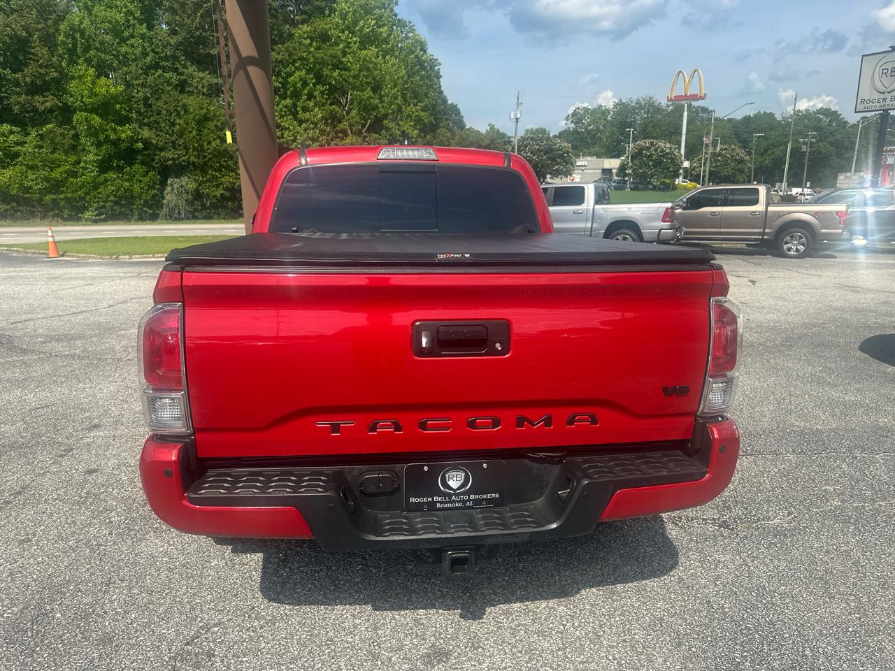 Toyota Tacoma 2WD TRD Sport Double Cab 5' Bed V6 AT (Natl) 2021