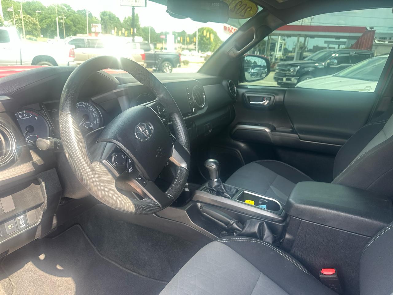 Toyota Tacoma 2WD TRD Sport Double Cab 5' Bed V6 AT (Natl) 2021
