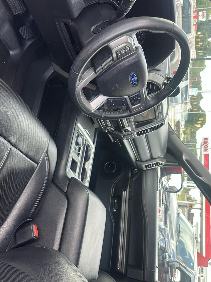 Ford Expedition XLT 4x2 2020