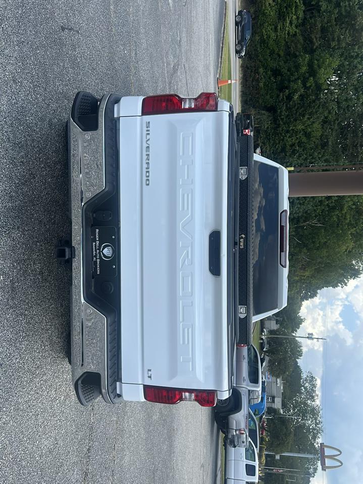 Chevrolet Silverado 1500 LTD 4WD Crew Cab 147" LT w/1LT 2022