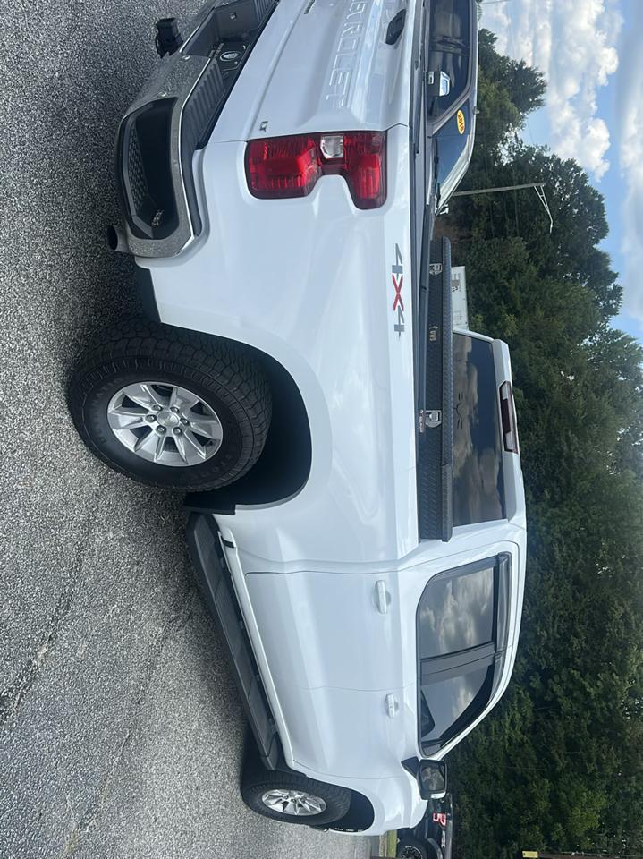 Chevrolet Silverado 1500 LTD 4WD Crew Cab 147" LT w/1LT 2022