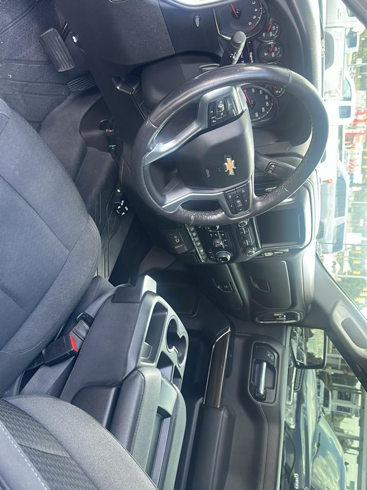 Chevrolet Silverado 1500 LTD 4WD Crew Cab 147" LT w/1LT 2022