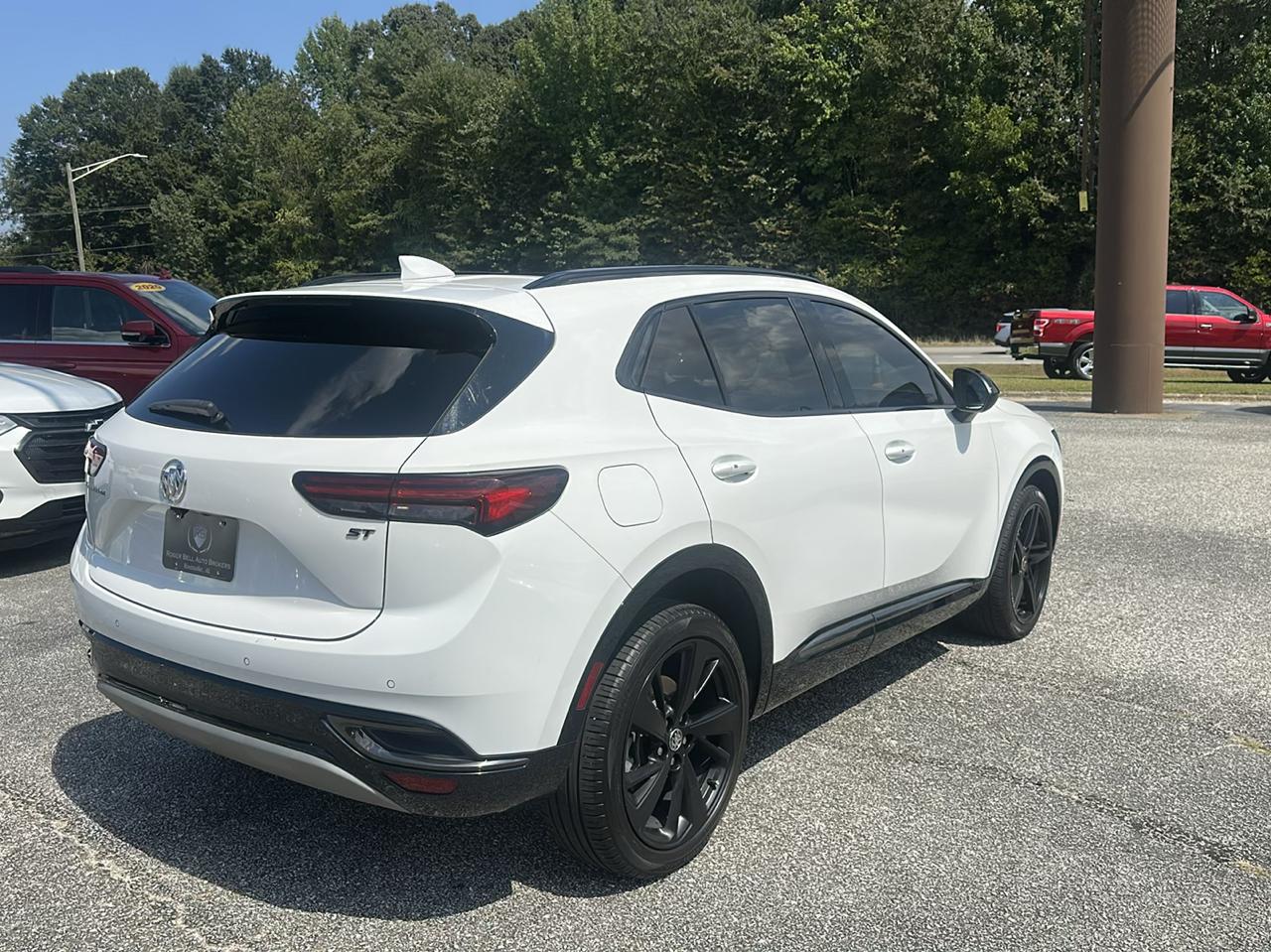 Buick Envision FWD 4dr Essence 2022