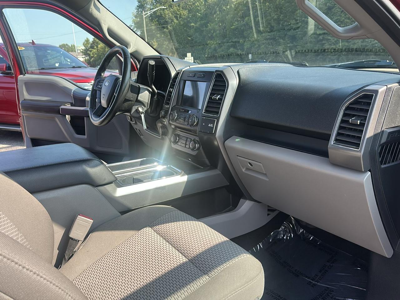 Ford F-150 4WD SuperCrew Flareside 157" XLT 2018