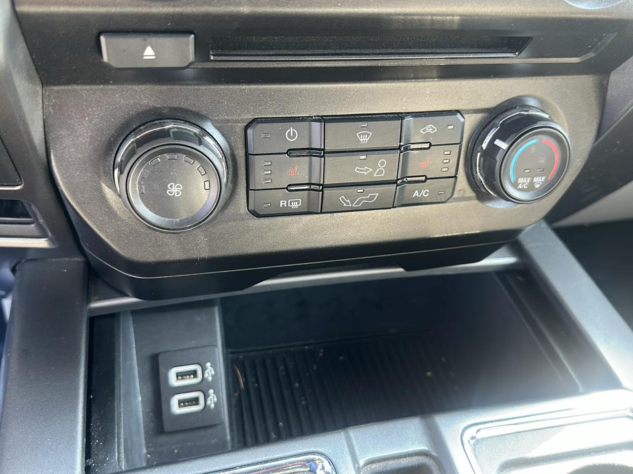 Ford F-150 4WD SuperCrew Flareside 157" XLT 2018