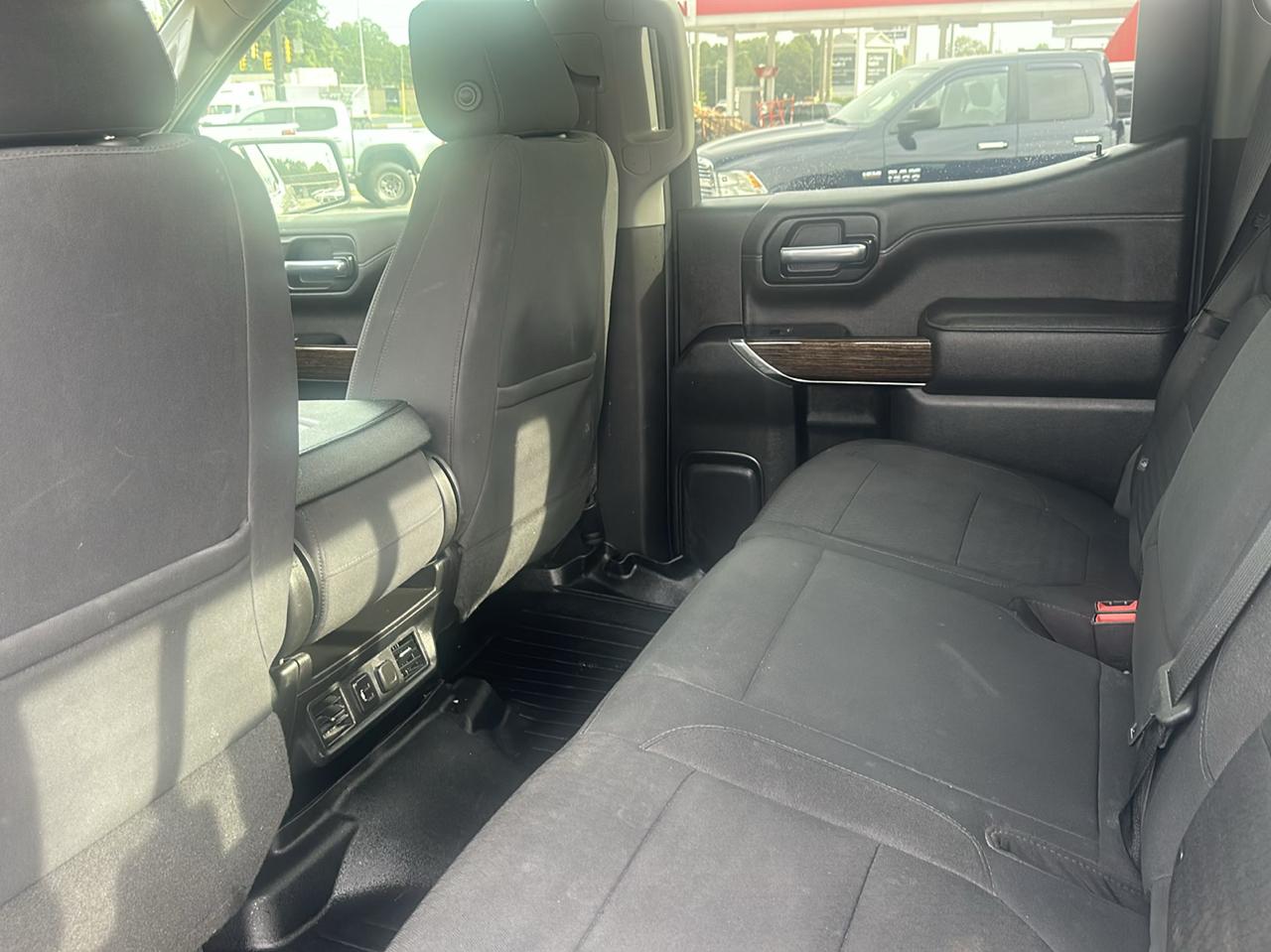 GMC Sierra 1500 4WD Crew Cab 147" SLE 2019