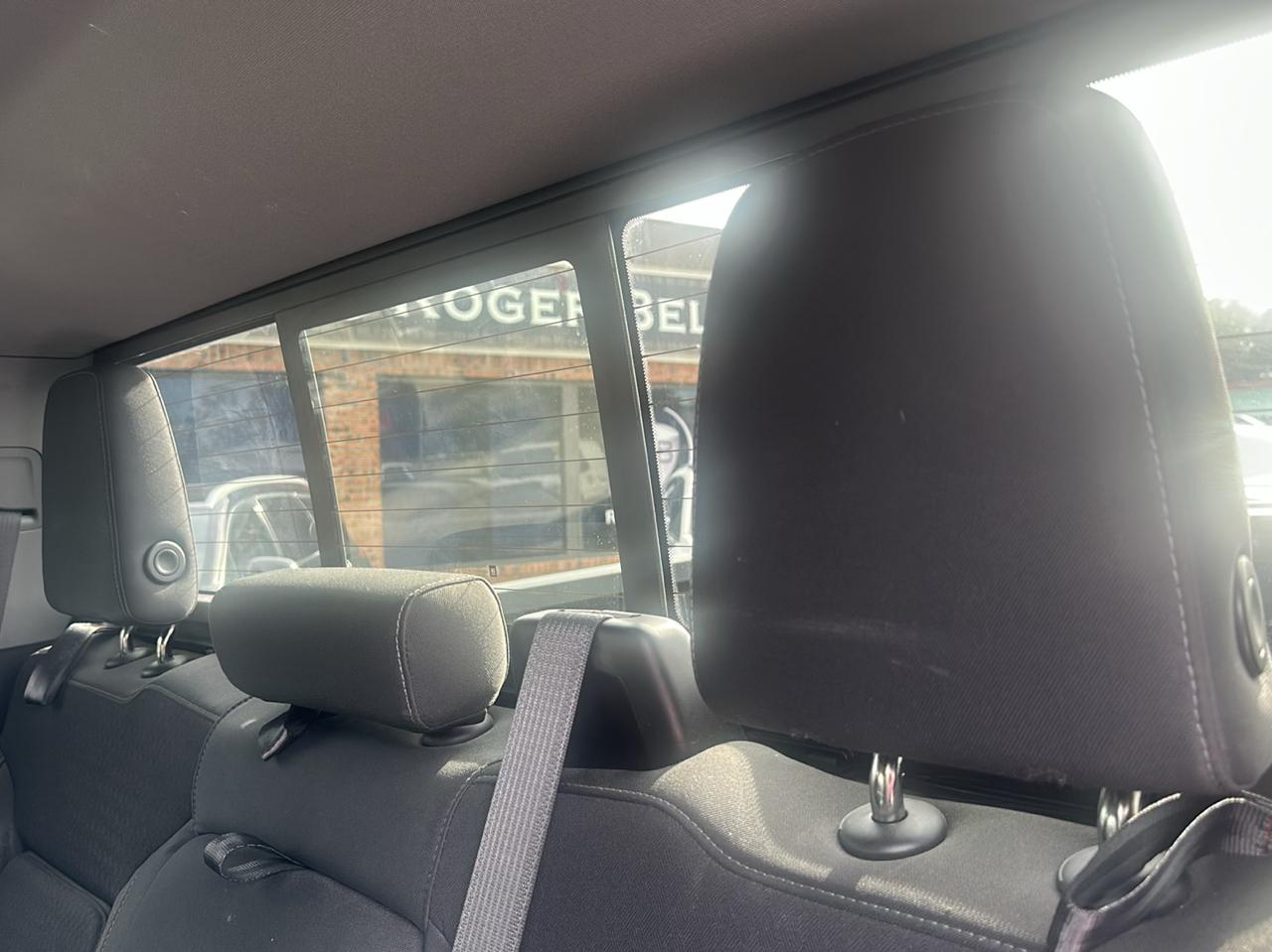 GMC Sierra 1500 4WD Crew Cab 147" SLE 2019