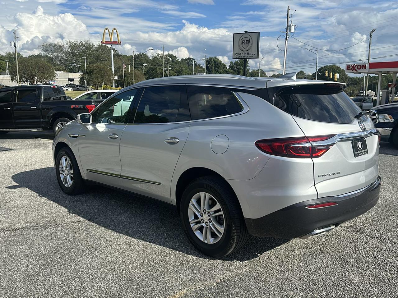 Buick Enclave FWD 4dr Essence 2020