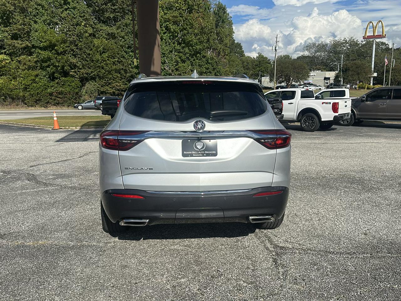 Buick Enclave FWD 4dr Essence 2020