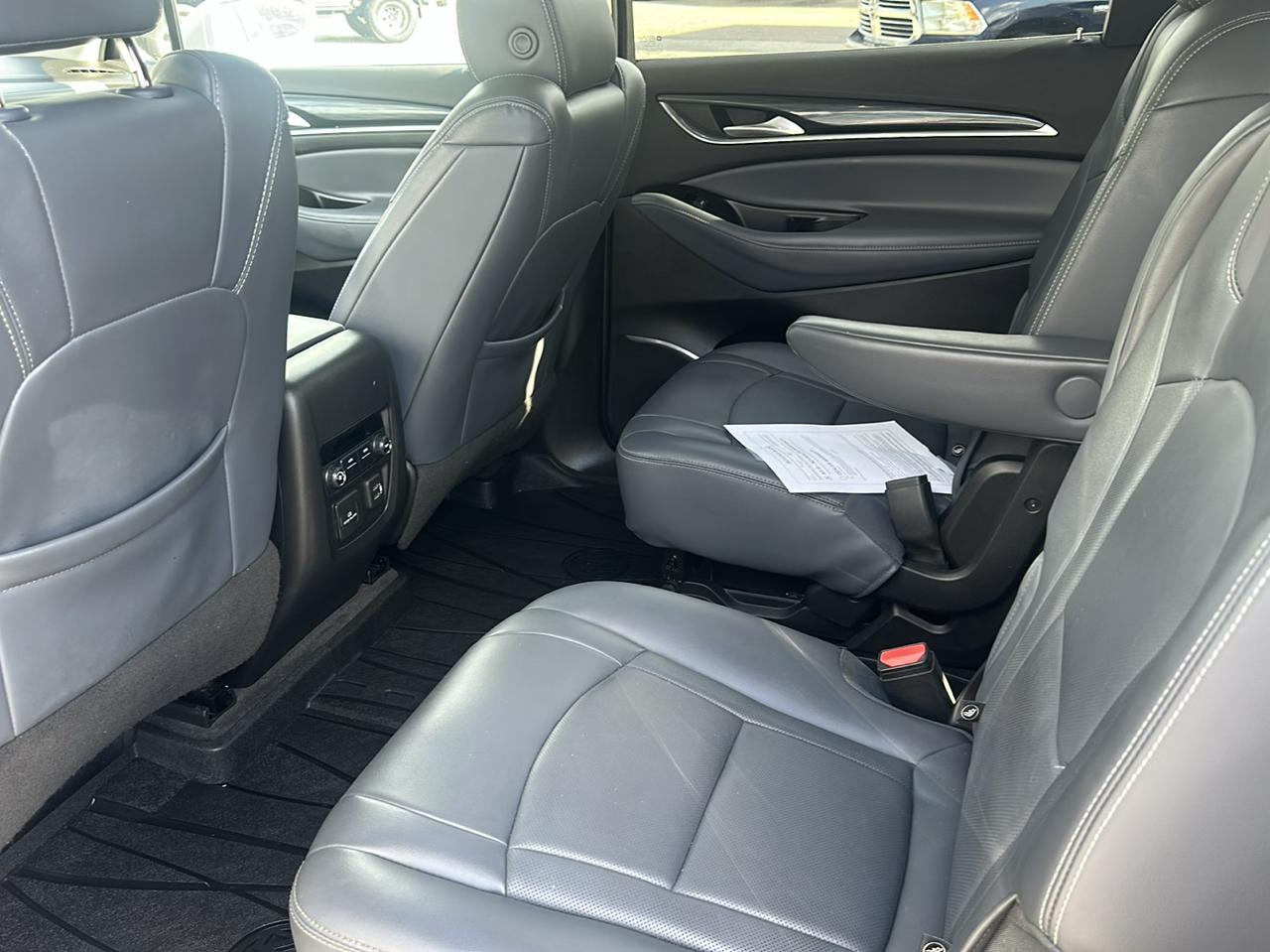 Buick Enclave FWD 4dr Essence 2020