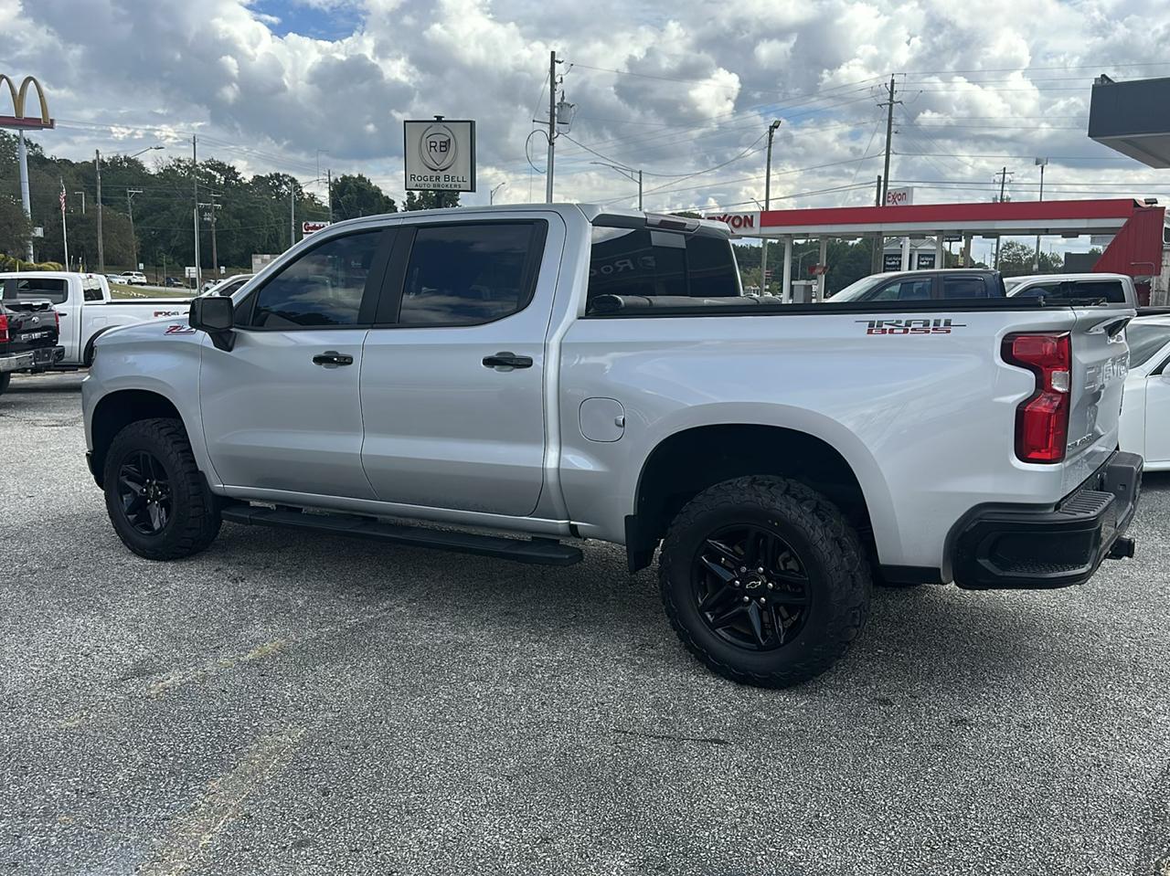 Chevrolet Silverado 1500 4WD Crew Cab 147" LT Trail Boss 2021